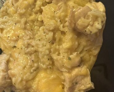 Cheesy Chicken and Rice Casserole Recipe 2023