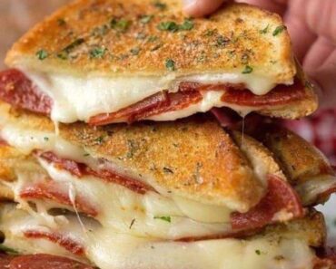 Pepperoni Pizza Grilled Cheese with Garlic Butter 2023