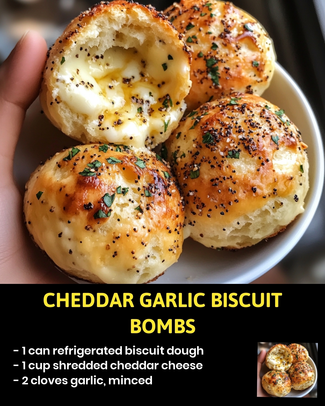 Cheddar Garlic Biscuit Bombs